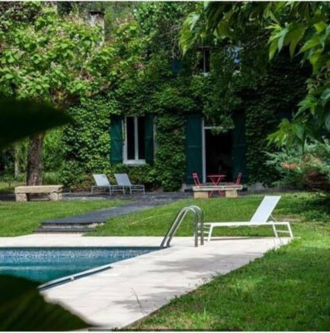 مبيت وإفطار Guîtres Domaine La Tuilerie المظهر الخارجي الصورة